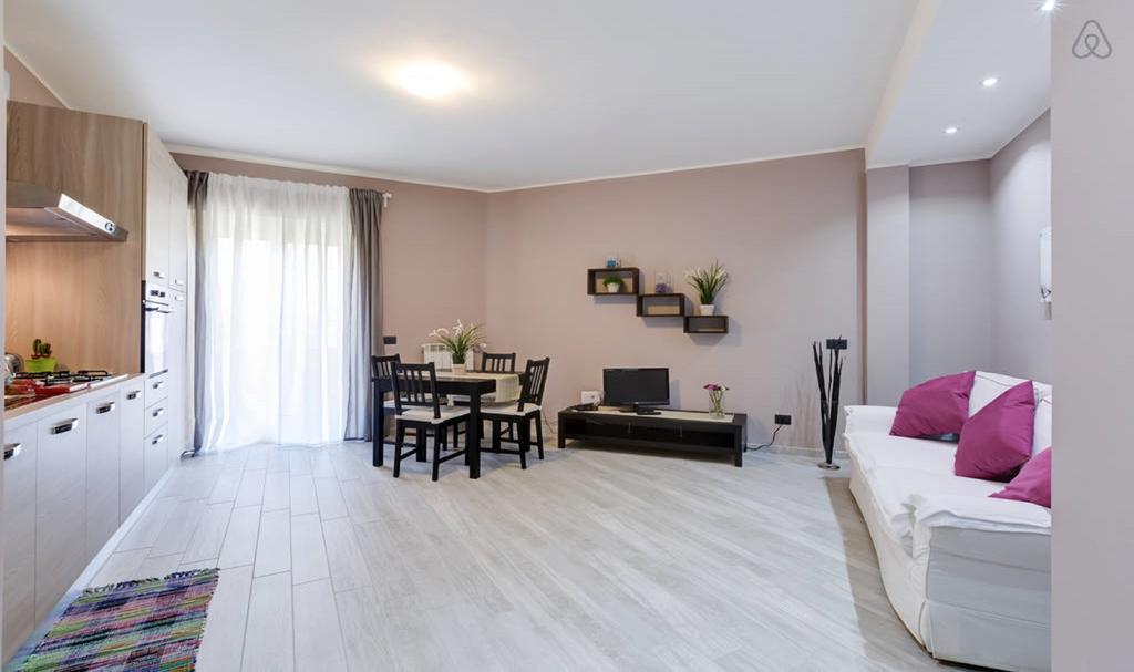 Mc Holiday House